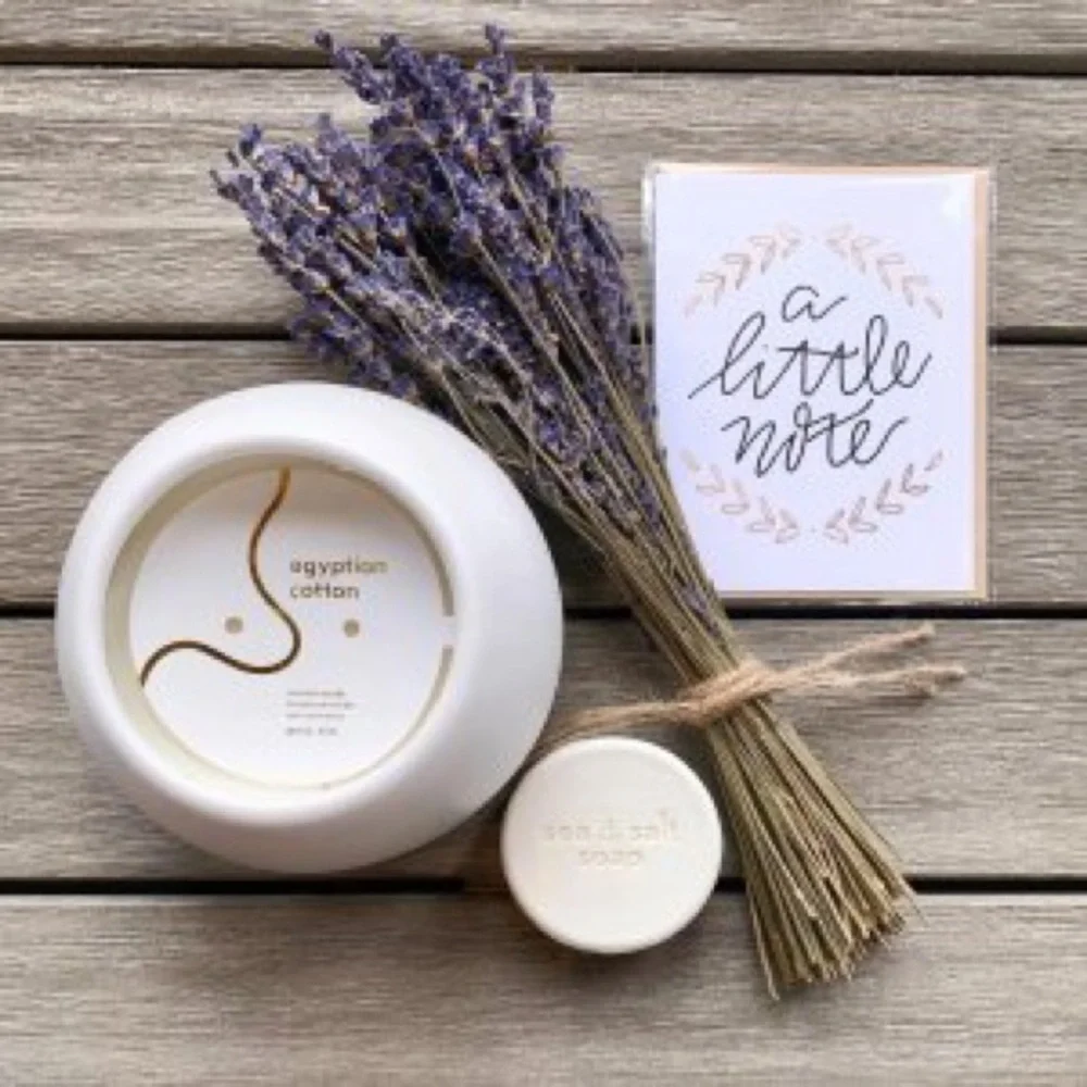 ONE OFF WHITE West Elm Pure Ceramic Two-Wick Candle